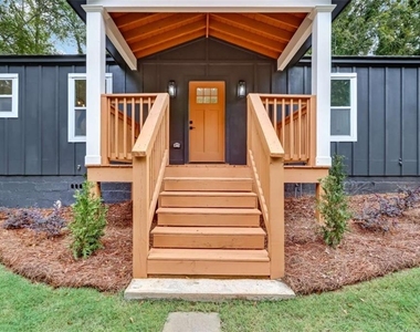 1250 Byewood Lane - Photo Thumbnail 3