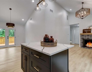 1250 Byewood Lane - Photo Thumbnail 15