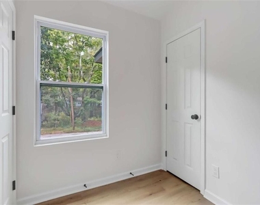 1250 Byewood Lane - Photo Thumbnail 37