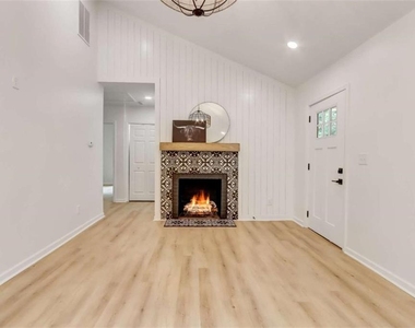 1250 Byewood Lane - Photo Thumbnail 7