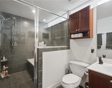 920 Memorial Drive Se - Photo Thumbnail 11