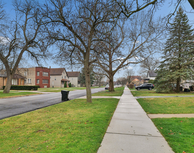 10226 S Charles Street - Photo Thumbnail 17