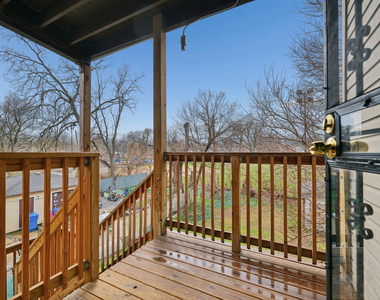 10226 S Charles Street - Photo Thumbnail 15