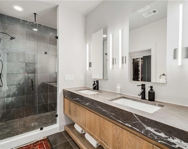 661 Auburn Avenue Ne - Photo Thumbnail 15