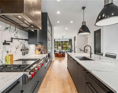661 Auburn Avenue Ne - Photo Thumbnail 27