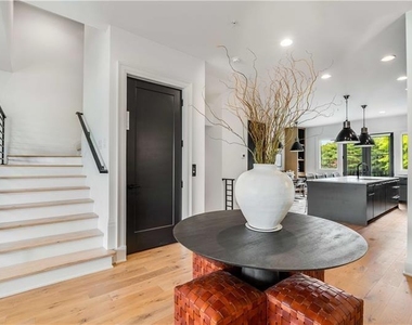 661 Auburn Avenue Ne - Photo Thumbnail 35