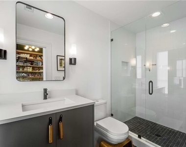661 Auburn Avenue Ne - Photo Thumbnail 22