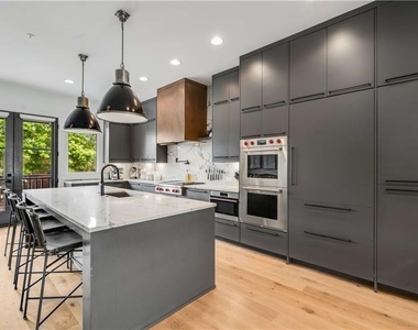 661 Auburn Avenue Ne - Photo Thumbnail 29