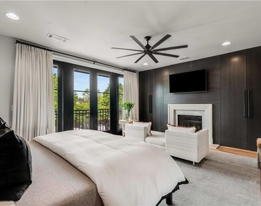 661 Auburn Avenue Ne - Photo Thumbnail 13