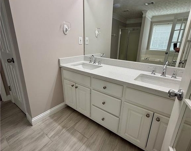 4169 Duncan Ives Drive - Photo Thumbnail 15
