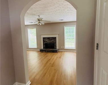 4169 Duncan Ives Drive - Photo Thumbnail 3