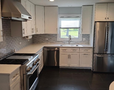 16 N Kenilworth Avenue - Photo Thumbnail 10