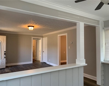 1261 Concord Road Se - Photo Thumbnail 8