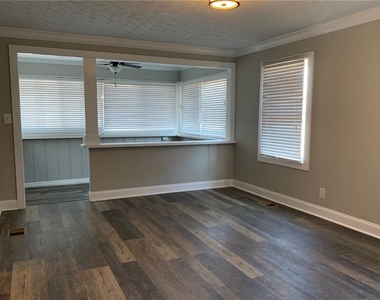 1261 Concord Road Se - Photo Thumbnail 4