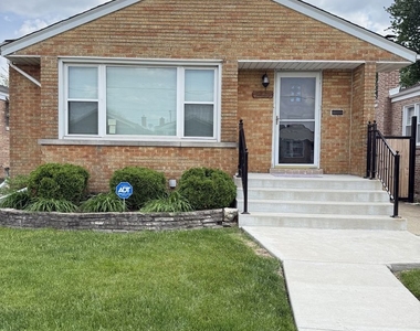 3725 W 80th Street - Photo Thumbnail 4