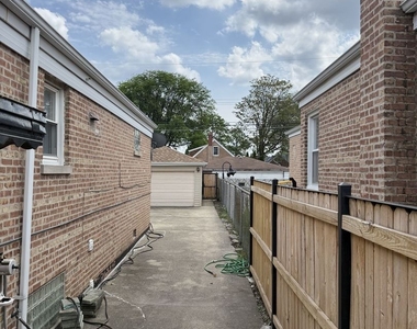 3725 W 80th Street - Photo Thumbnail 7