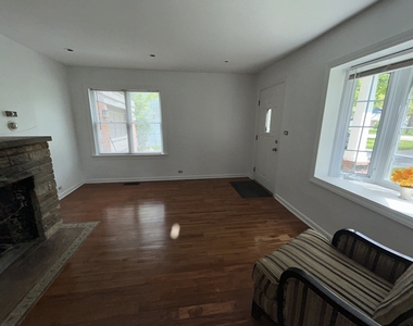 324 Harlem Avenue - Photo Thumbnail 4