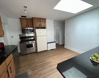324 Harlem Avenue - Photo Thumbnail 8