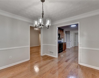 310 Andrew Ridge Drive - Photo Thumbnail 13
