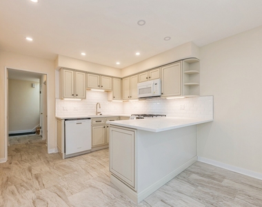 400 Park Avenue - Photo Thumbnail 3