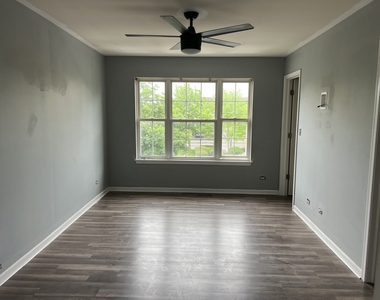 460 Lancaster Drive - Photo Thumbnail 7