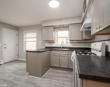 6252 W Belmont Avenue - Photo Thumbnail 5