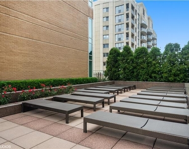 33 W Ontario Street - Photo Thumbnail 24