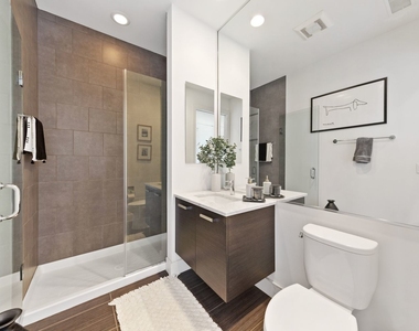 122 S Aberdeen Street - Photo Thumbnail 16