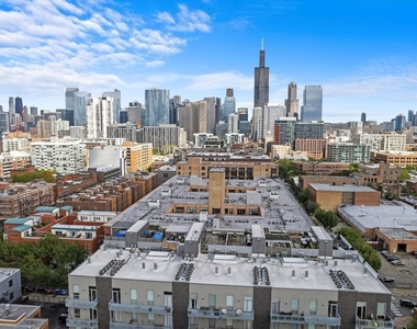 122 S Aberdeen Street - Photo Thumbnail 19