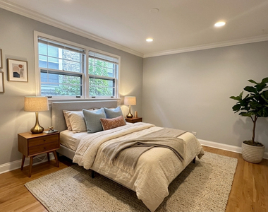 5717 N Saint Louis Avenue - Photo Thumbnail 11