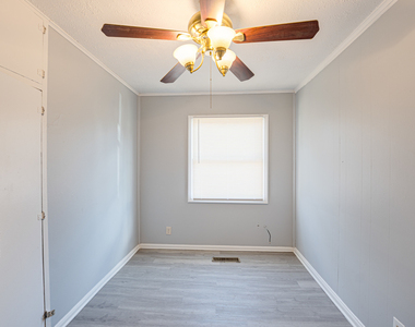 2019 Overdene Avenue - Photo Thumbnail 6