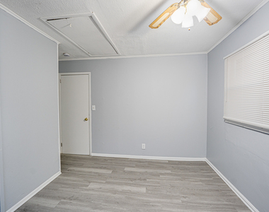 2019 Overdene Avenue - Photo Thumbnail 9
