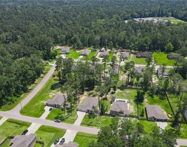 2407 S Colosseum Court - Photo Thumbnail 23