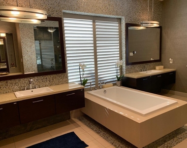 11402 Noblewood Crest Lane - Photo Thumbnail 25