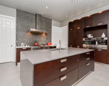11402 Noblewood Crest Lane - Photo Thumbnail 9