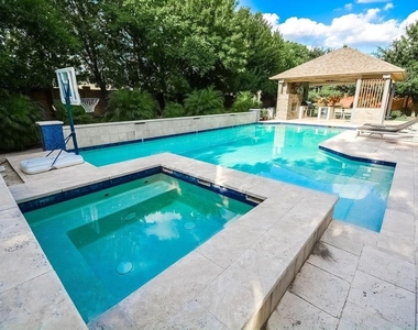 11402 Noblewood Crest Lane - Photo Thumbnail 3
