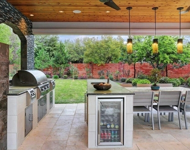 11402 Noblewood Crest Lane - Photo Thumbnail 8