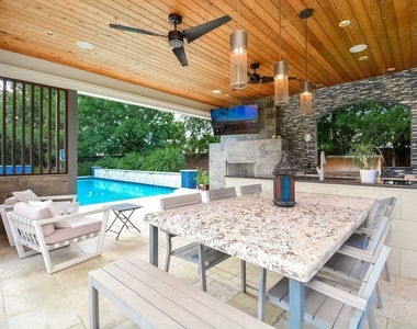 11402 Noblewood Crest Lane - Photo Thumbnail 32