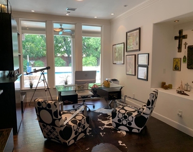 11402 Noblewood Crest Lane - Photo Thumbnail 21