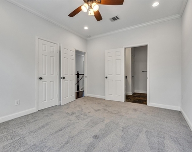 3911 Kennon Street - Photo Thumbnail 11