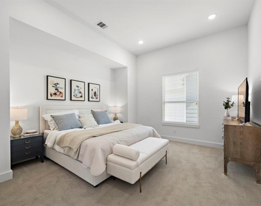1586 W Tidwell Road - Photo Thumbnail 8