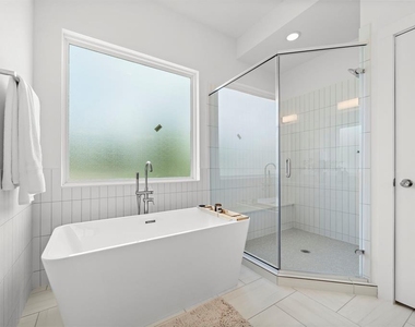 1586 W Tidwell Road - Photo Thumbnail 11