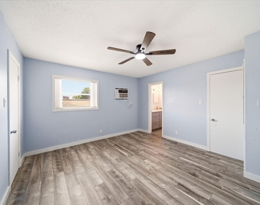 5534 Eskridge Street - Photo Thumbnail 7