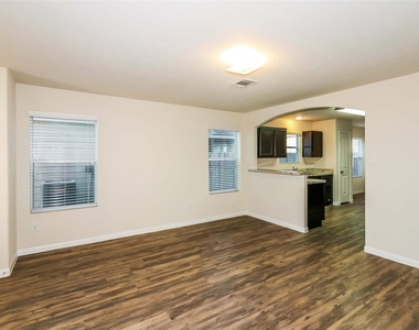 18903 Venito Drive - Photo Thumbnail 4