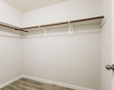21718 Martin Grove Court - Photo Thumbnail 12