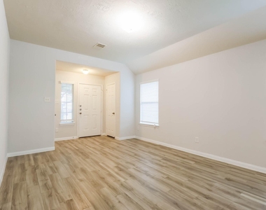 21718 Martin Grove Court - Photo Thumbnail 8