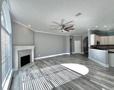 14531 Chestnut Falls Drive - Photo Thumbnail 4