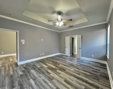 14531 Chestnut Falls Drive - Photo Thumbnail 12