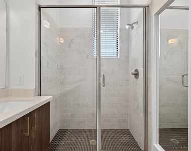 2401 Crawford Street - Photo Thumbnail 25