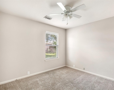 2822 Foster Hill Drive - Photo Thumbnail 20